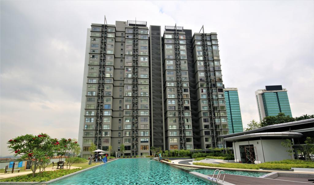 Hyve Soho Suites Cyberjaya Buitenkant foto