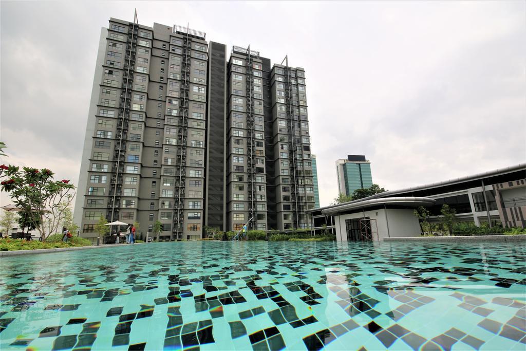 Hyve Soho Suites Cyberjaya Buitenkant foto