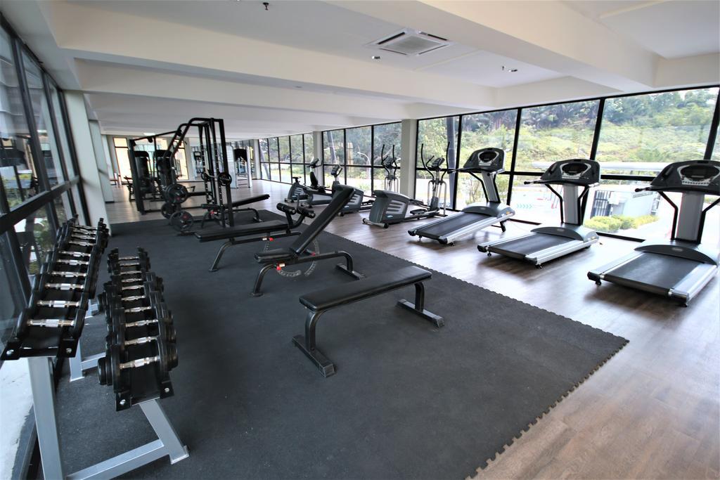 Hyve Soho Suites Cyberjaya Buitenkant foto