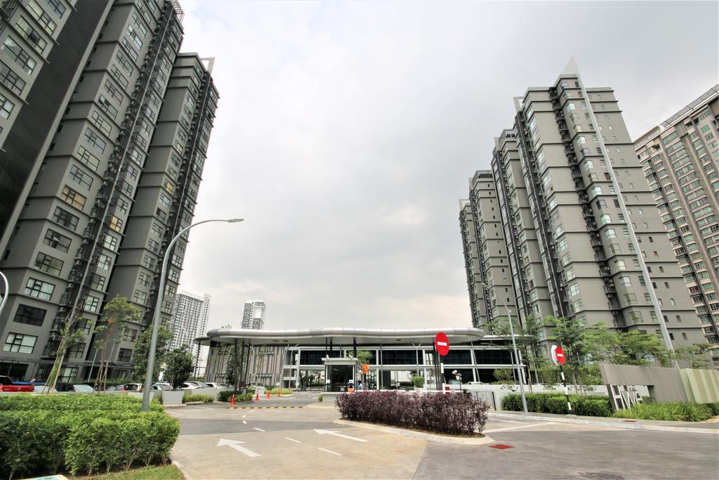 Hyve Soho Suites Cyberjaya Buitenkant foto